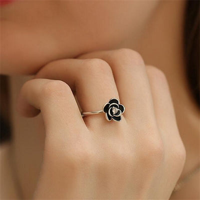 Sort Lotus Ring